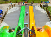 6 khách mỗi lần trượt nước bằng sợi thủy tinh tùy chỉnh đầy màu sắc