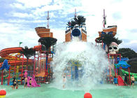 Công viên nước khổng lồ Sân chơi quần áo thiết bị chiếu sáng bằng sợi thủy tinh Khu công viên giải trí