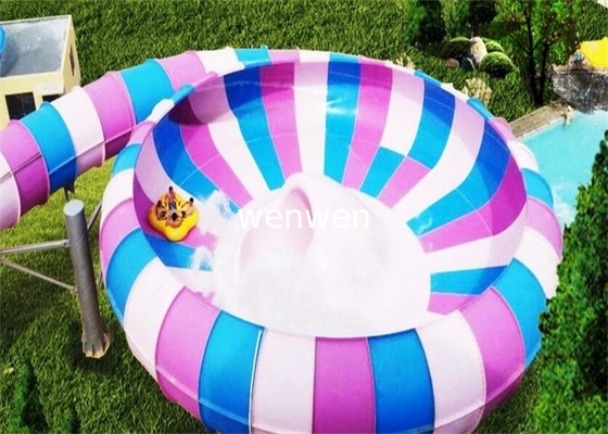 boomerang Trượt nước tùy chỉnh cho hồ bơi hạ cánh 1350 Sq Ft