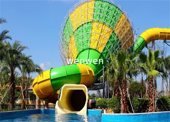 boomerang Trượt nước tùy chỉnh cho hồ bơi hạ cánh 1350 Sq Ft
